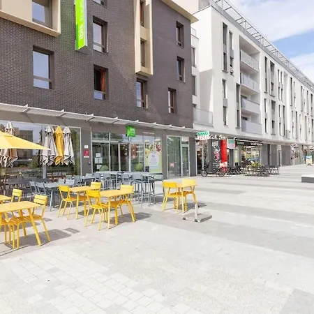 L'elegant T2 Proche De Versailles Et De Paris Guyancourt